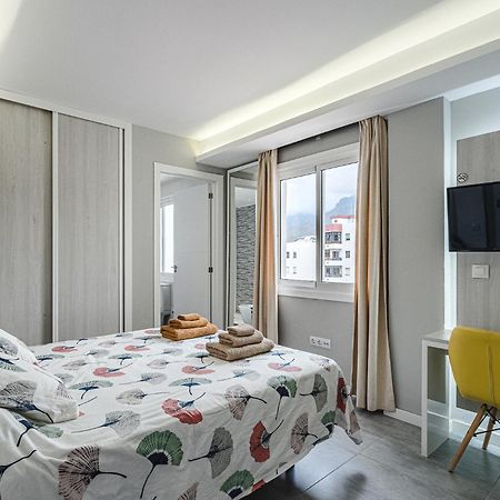22 Avenida De Los Pueblos 아데제 외부 사진